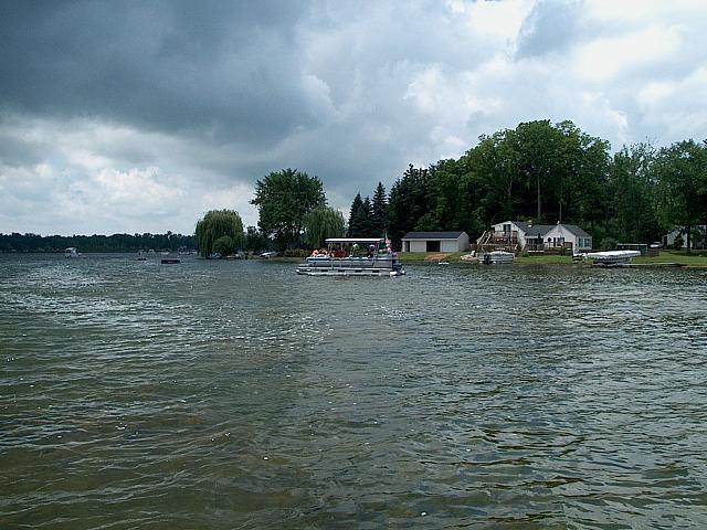 4TH OF JULY 2004 LAKE 009