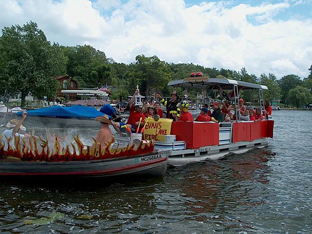 4TH OF JULY 2004 LAKE 030